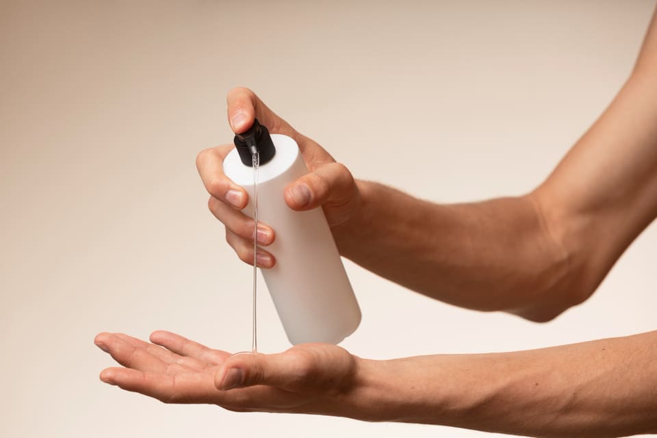 氨基酸修护洗发水